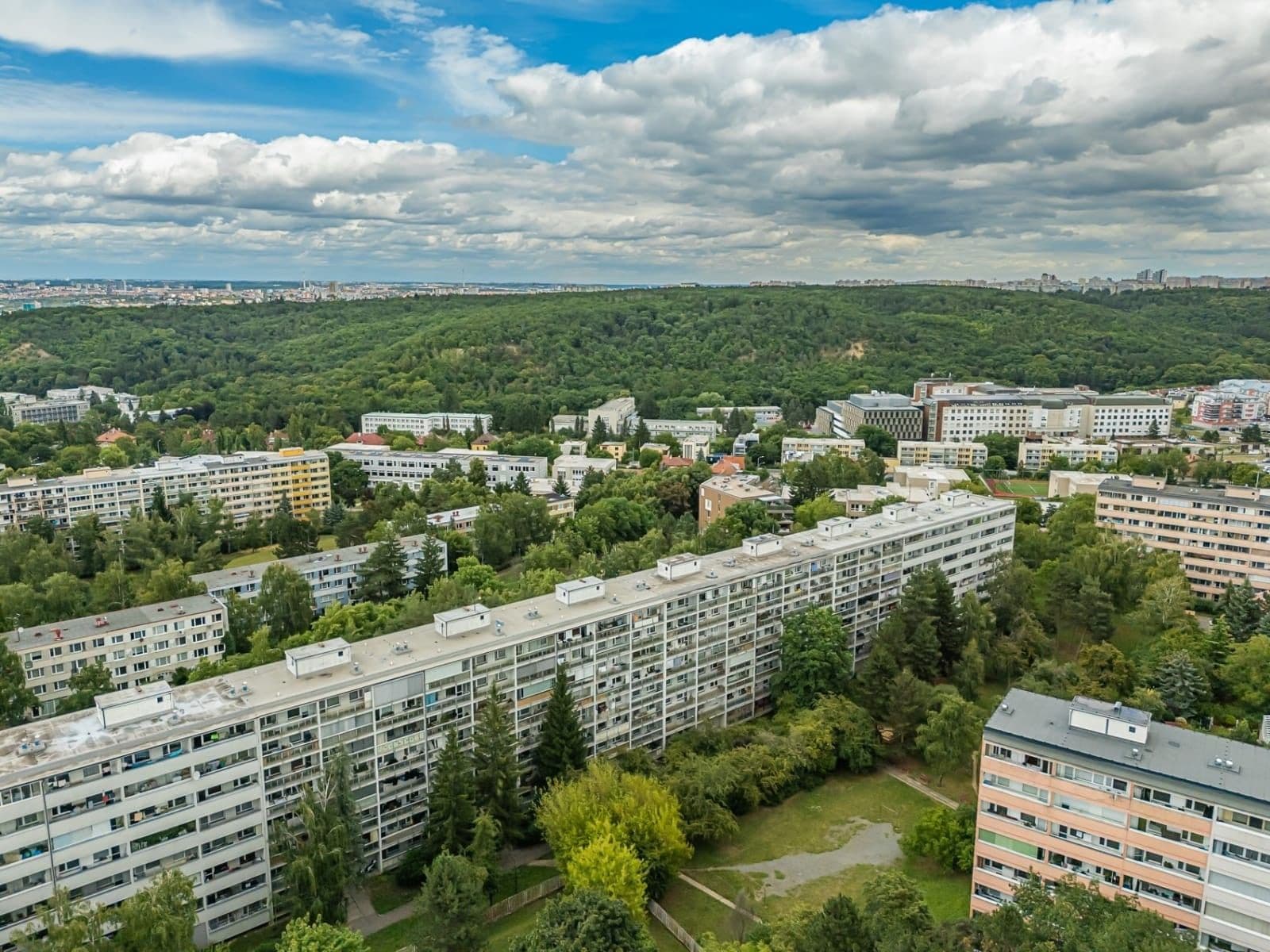 3 bedroom with open-plan kitchen flat to rent, 62 m², Prague, Prague 3 bedroom with open-plan kitchen flat to rent, 62 m², Prague, Prague