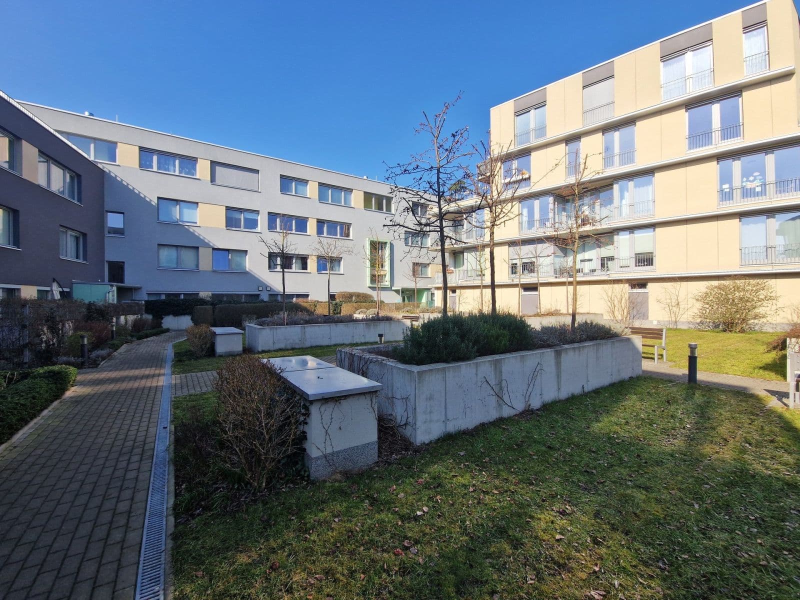 2 bedroom with open-plan kitchen flat to rent, 70 m², Olgy Havlové, Prague, Prague 2 bedroom with open-plan kitchen flat to rent, 70 m², Olgy Havlové, Prague, Prague