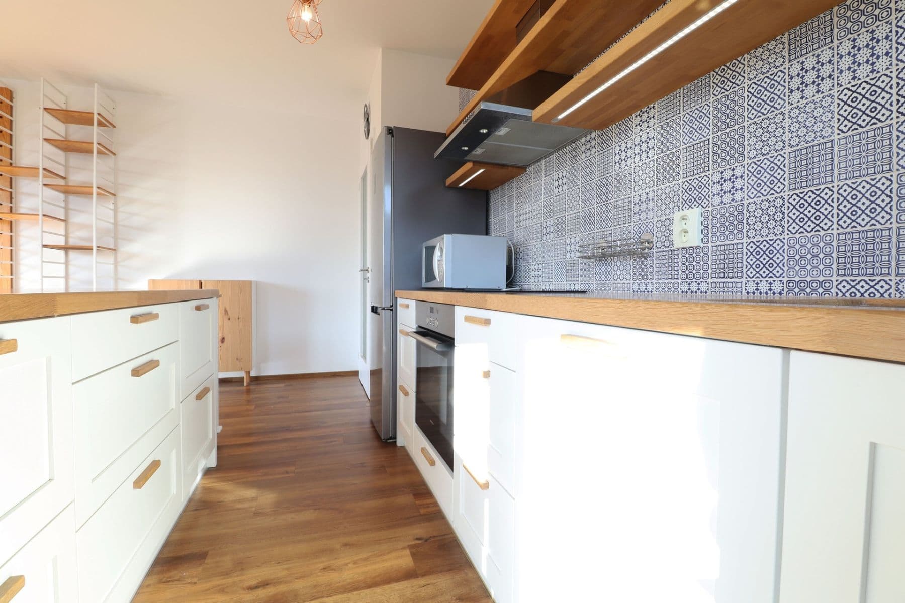 2 bedroom with open-plan kitchen flat to rent, 70 m², Olgy Havlové, Prague, Prague 2 bedroom with open-plan kitchen flat to rent, 70 m², Olgy Havlové, Prague, Prague