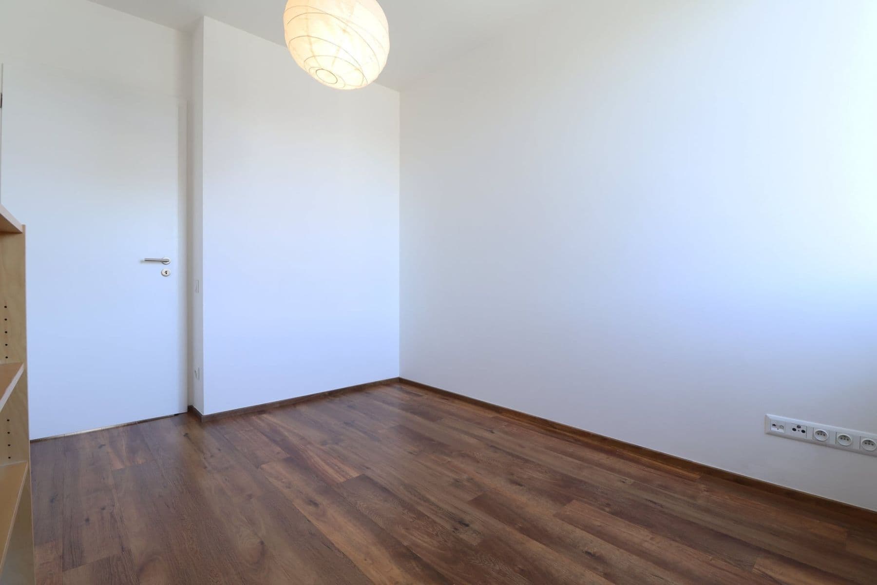 2 bedroom with open-plan kitchen flat to rent, 70 m², Olgy Havlové, Prague, Prague 2 bedroom with open-plan kitchen flat to rent, 70 m², Olgy Havlové, Prague, Prague