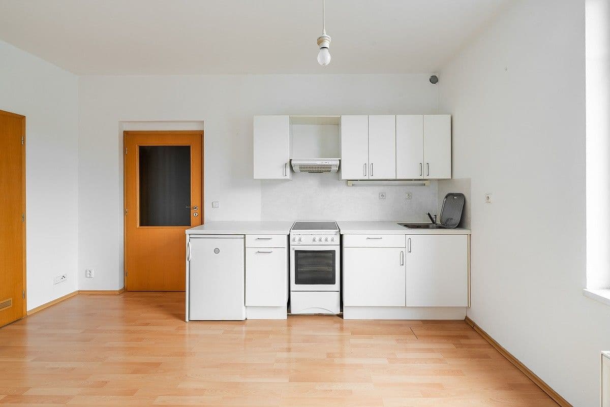 1 bedroom flat to rent, 39 m², Pod Klamovkou, Prague, Prague 1 bedroom flat to rent, 39 m², Pod Klamovkou, Prague, Prague