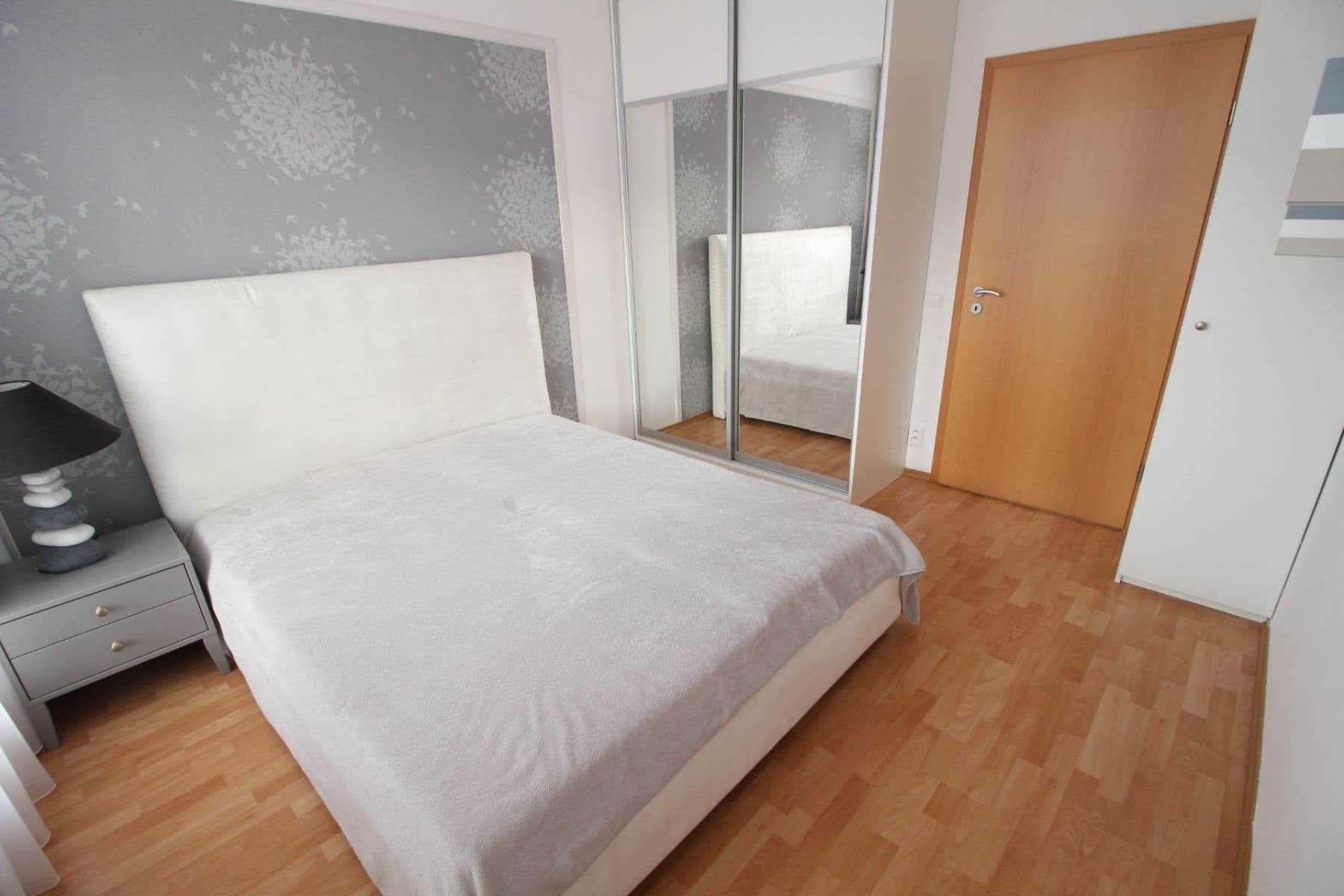 1 bedroom with open-plan kitchen flat to rent, 39 m², Václava Rady, Prague, Prague 1 bedroom with open-plan kitchen flat to rent, 39 m², Václava Rady, Prague, Prague