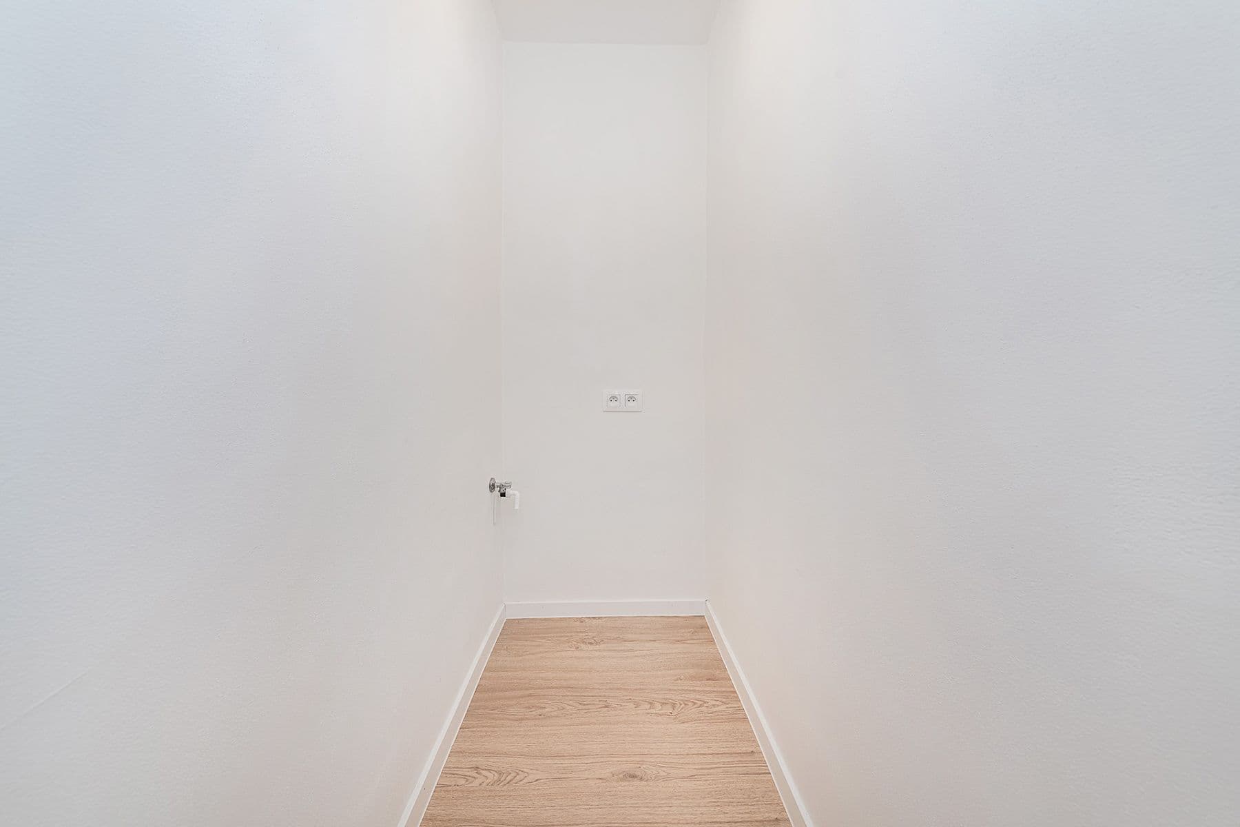 3 bedroom with open-plan kitchen flat for sale, 94 m², V Dolině, Prague, Prague 3 bedroom with open-plan kitchen flat for sale, 94 m², V Dolině, Prague, Prague