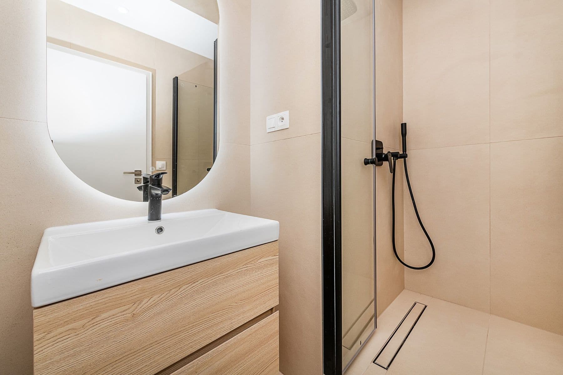 3 bedroom with open-plan kitchen flat for sale, 94 m², V Dolině, Prague, Prague 3 bedroom with open-plan kitchen flat for sale, 94 m², V Dolině, Prague, Prague