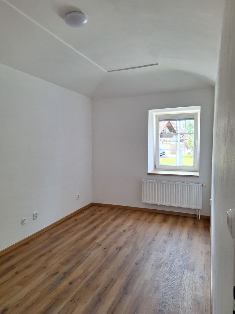 2 bedroom flat to rent, 37 m², Úhonická, Jeneč, Středočeský Region 2 bedroom flat to rent, 37 m², Úhonická, Jeneč, Středočeský Region