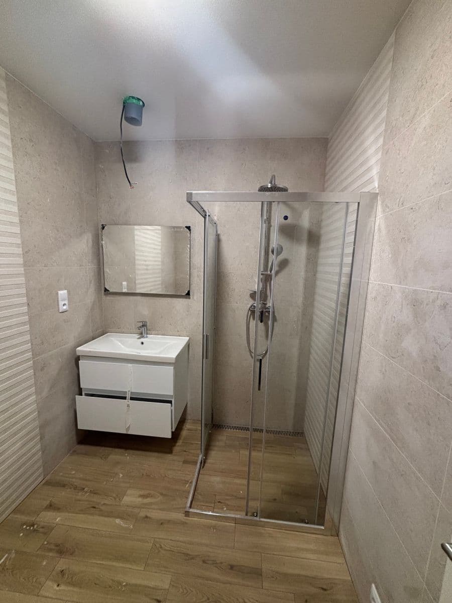 2 bedroom with open-plan kitchen flat to rent, 65 m², Hněvotín, Olomoucký Region 2 bedroom with open-plan kitchen flat to rent, 65 m², Hněvotín, Olomoucký Region