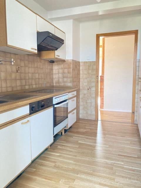 2 bedroom with open-plan kitchen flat to rent, 73 m², Stuttgart, Baden-Württemberg 2 bedroom with open-plan kitchen flat to rent, 73 m², Stuttgart, Baden-Württemberg