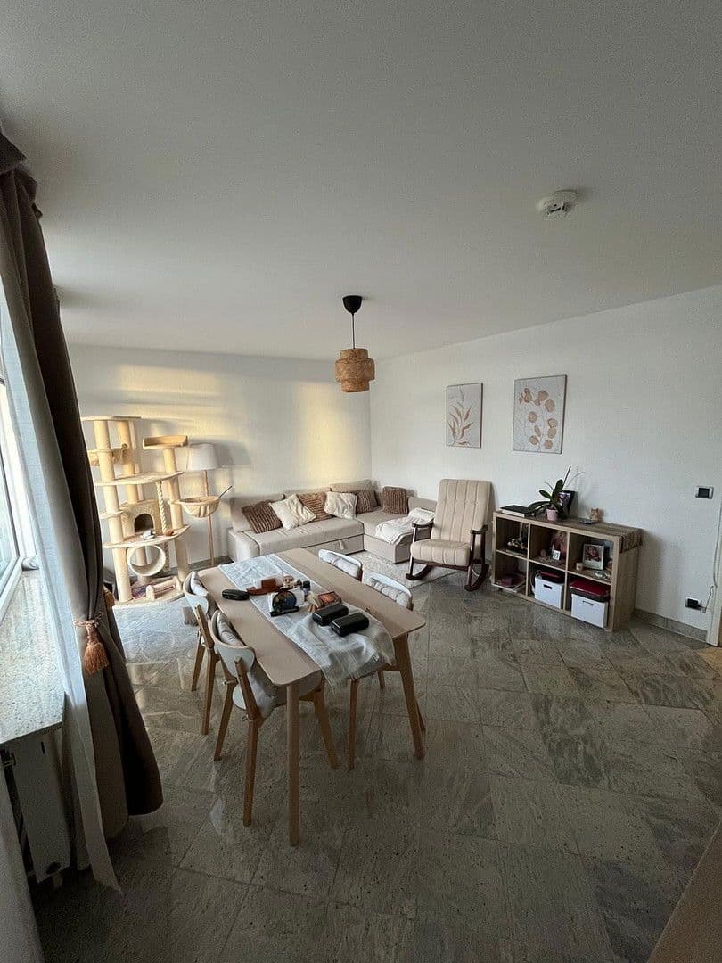 3 bedroom flat to rent, 83 m², Frankfurt am Main, Hesse 3 bedroom flat to rent, 83 m², Frankfurt am Main, Hesse