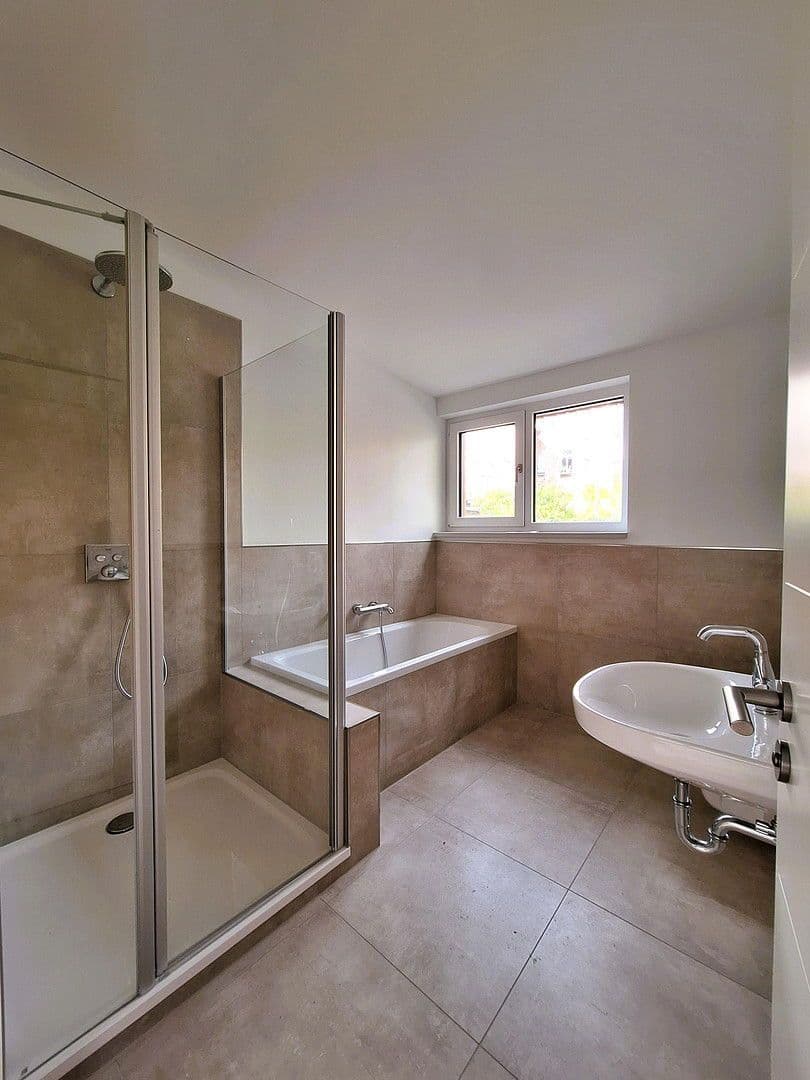 3 bedroom flat for sale, 115 m², Halle, Saxony-Anhalt 3 bedroom flat for sale, 115 m², Halle, Saxony-Anhalt