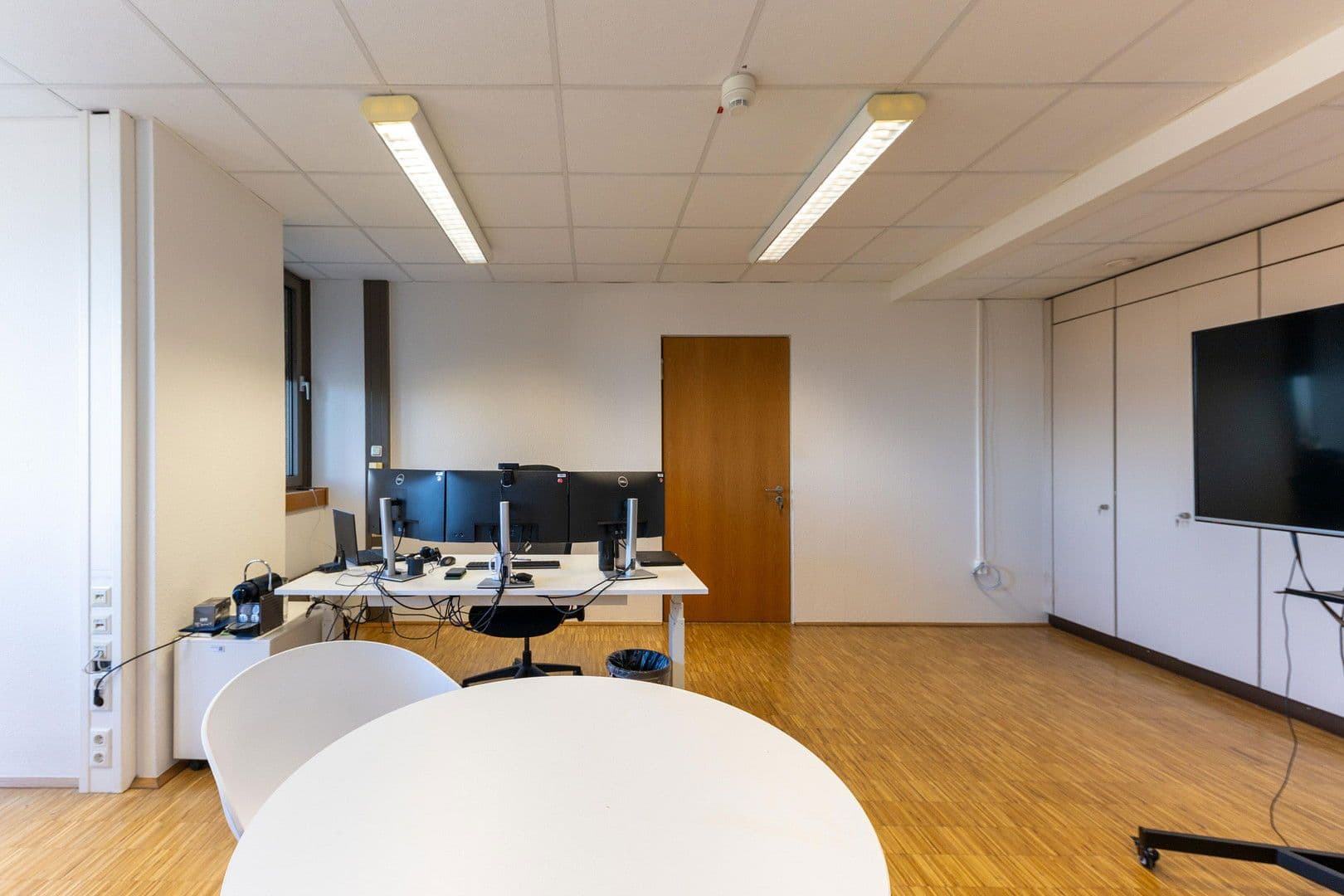 office to rent, 307 m², Arnold-Sommerfeld-Ring 2, Baesweiler, North Rhine-Westphalia office to rent, 307 m², Arnold-Sommerfeld-Ring 2, Baesweiler, North Rhine-Westphalia