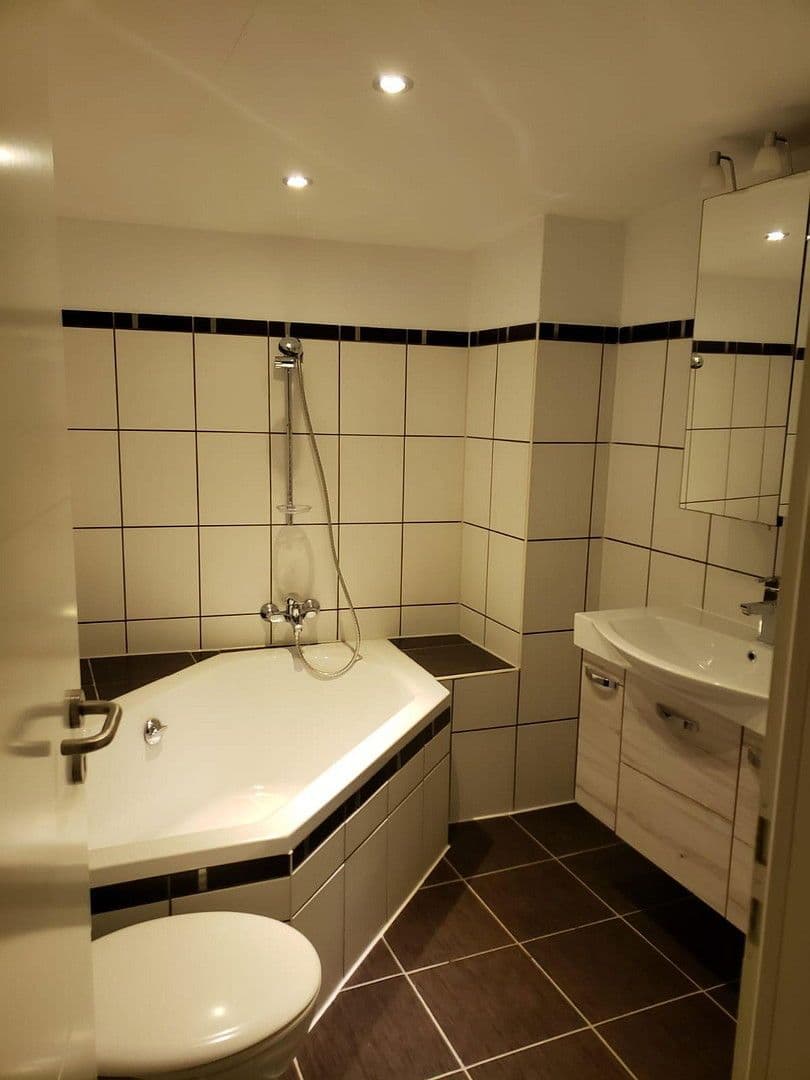 house for sale, 198 m², Hauptstrasse 16, Hirschhorn/Pfalz, Rhineland-Palatinate house for sale, 198 m², Hauptstrasse 16, Hirschhorn/Pfalz, Rhineland-Palatinate