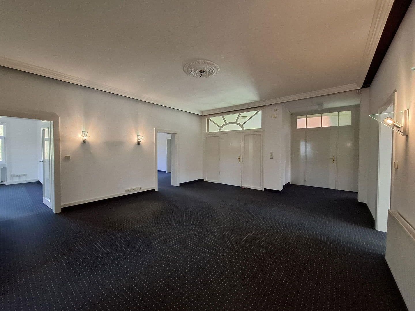 office to rent, 250 m², Loebensteinstr. 38, Hanover, Lower Saxony office to rent, 250 m², Loebensteinstr. 38, Hanover, Lower Saxony