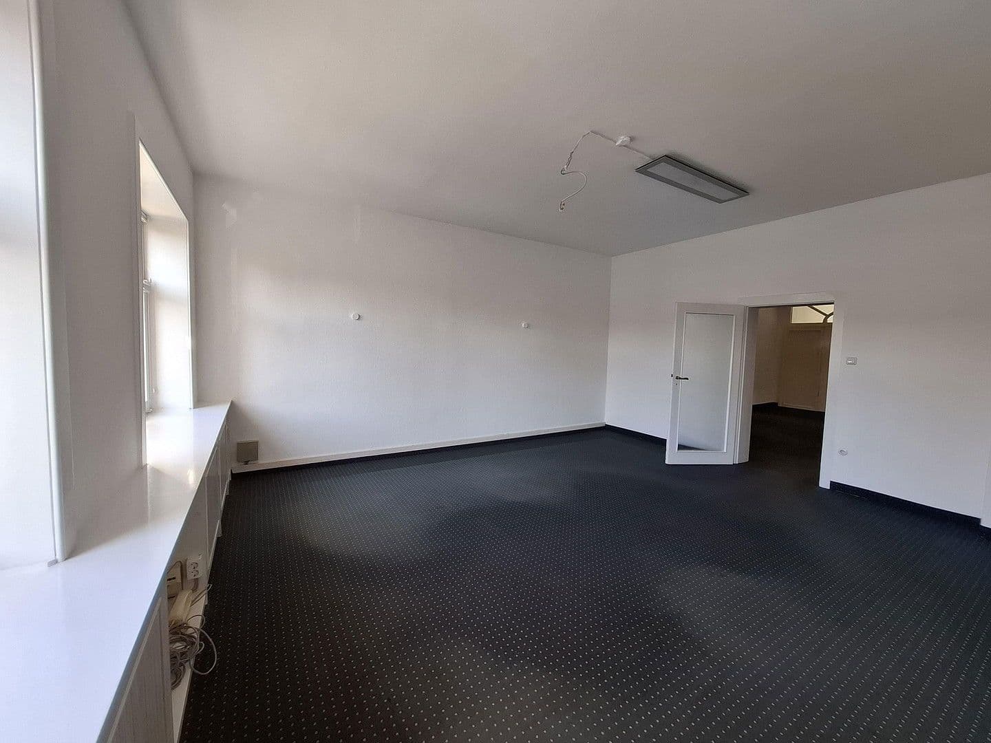 office to rent, 250 m², Loebensteinstr. 38, Hanover, Lower Saxony office to rent, 250 m², Loebensteinstr. 38, Hanover, Lower Saxony