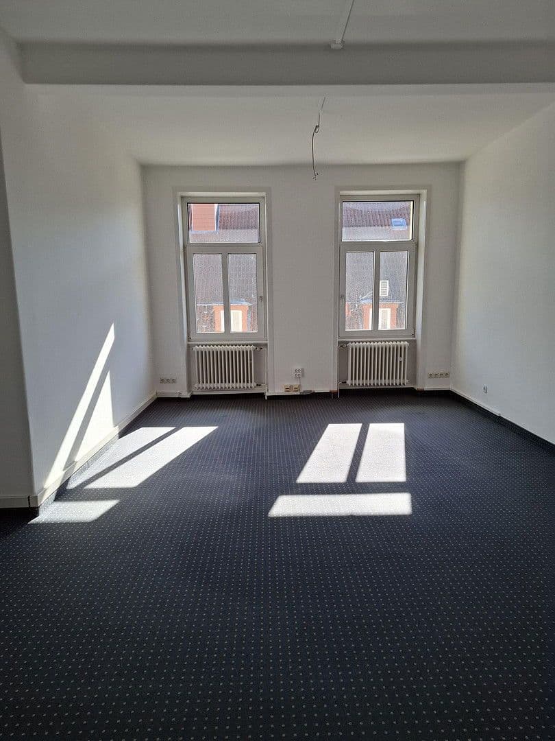 office to rent, 250 m², Loebensteinstr. 38, Hanover, Lower Saxony office to rent, 250 m², Loebensteinstr. 38, Hanover, Lower Saxony
