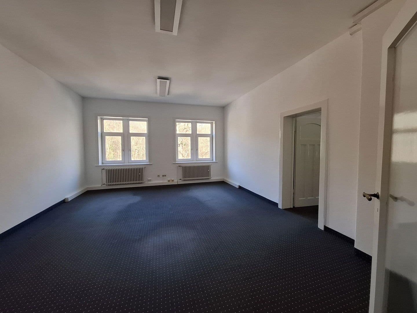 office to rent, 250 m², Loebensteinstr. 38, Hanover, Lower Saxony office to rent, 250 m², Loebensteinstr. 38, Hanover, Lower Saxony