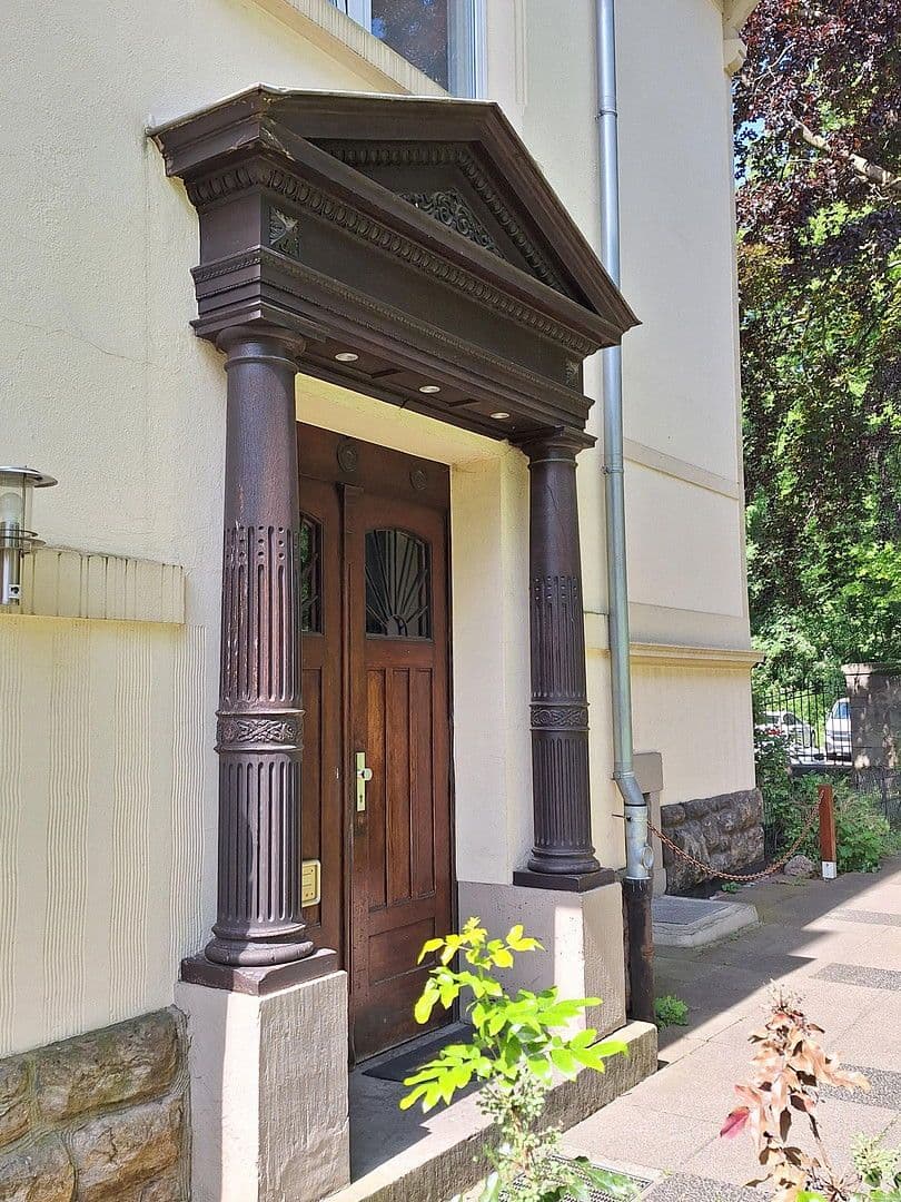 office to rent, 250 m², Loebensteinstr. 38, Hanover, Lower Saxony office to rent, 250 m², Loebensteinstr. 38, Hanover, Lower Saxony