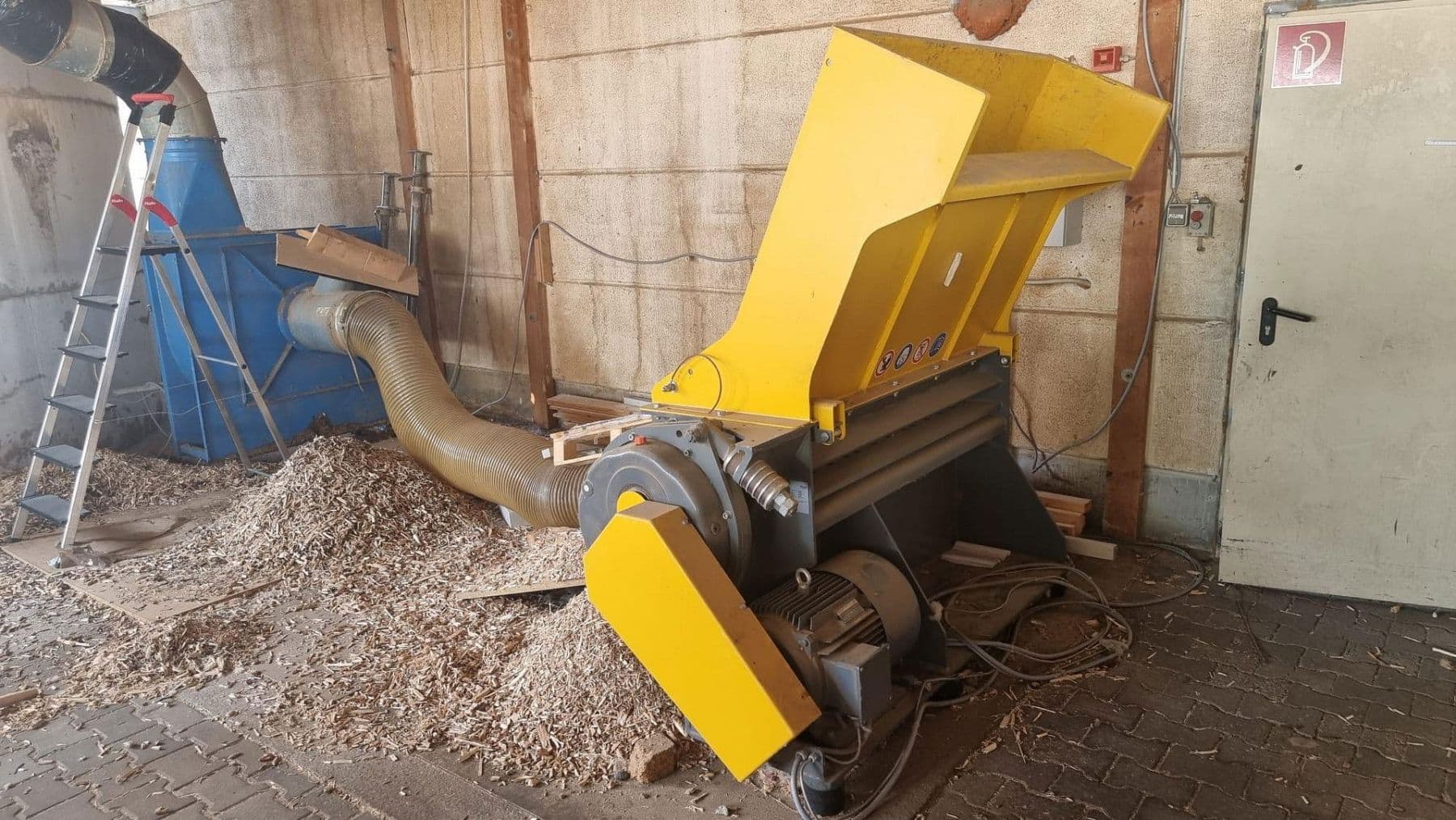 non-residential property for sale, 2,800 m², Bauhofstr. 24, Lampertheim, Hesse non-residential property for sale, 2,800 m², Bauhofstr. 24, Lampertheim, Hesse