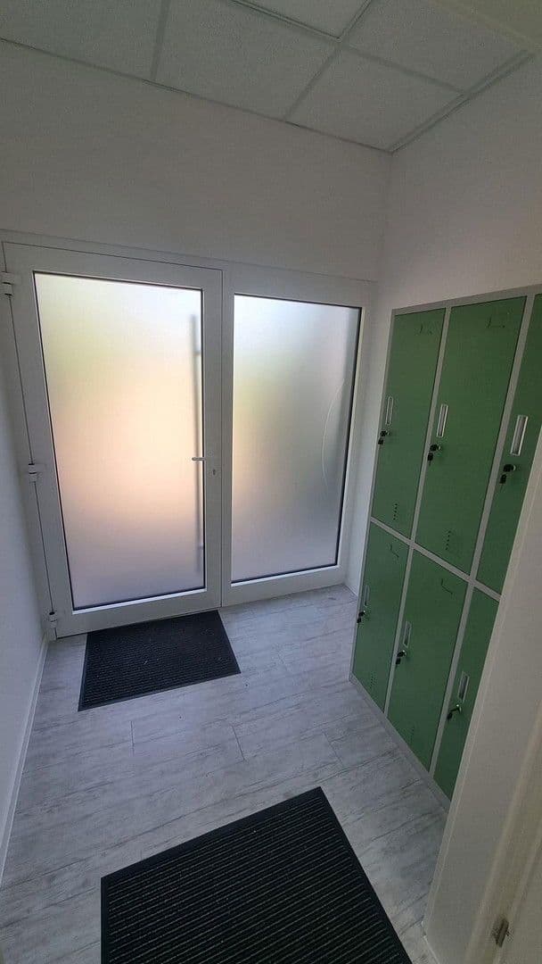 non-residential property for sale, 2,800 m², Bauhofstr. 24, Lampertheim, Hesse non-residential property for sale, 2,800 m², Bauhofstr. 24, Lampertheim, Hesse