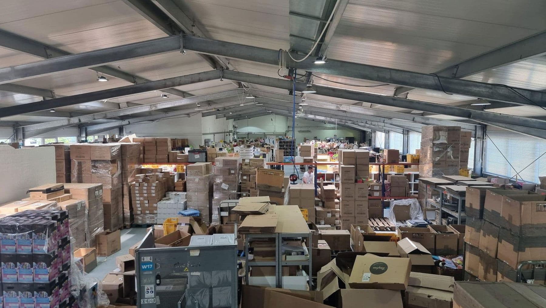 non-residential property for sale, 2,800 m², Bauhofstr. 24, Lampertheim, Hesse non-residential property for sale, 2,800 m², Bauhofstr. 24, Lampertheim, Hesse