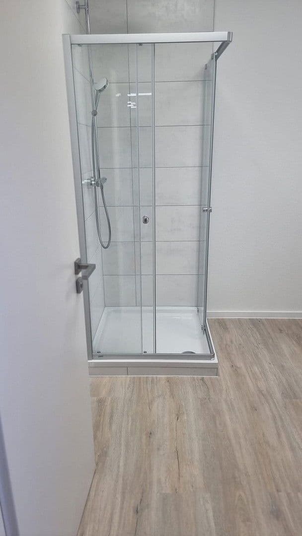 non-residential property for sale, 2,800 m², Bauhofstr. 24, Lampertheim, Hesse non-residential property for sale, 2,800 m², Bauhofstr. 24, Lampertheim, Hesse