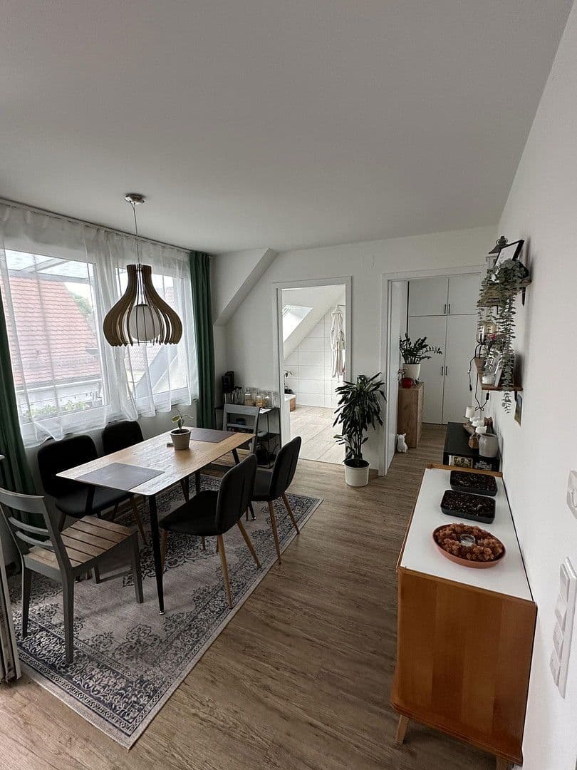 1 bedroom with open-plan kitchen flat to rent, 52 m², Wendlingen am Neckar, Baden-Württemberg 1 bedroom with open-plan kitchen flat to rent, 52 m², Wendlingen am Neckar, Baden-Württemberg