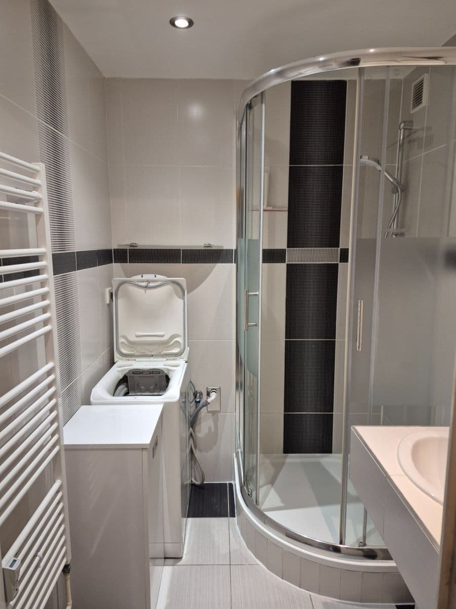 3 bedroom flat to rent, 72 m², Spodní, Brno, Jihomoravský Region 3 bedroom flat to rent, 72 m², Spodní, Brno, Jihomoravský Region