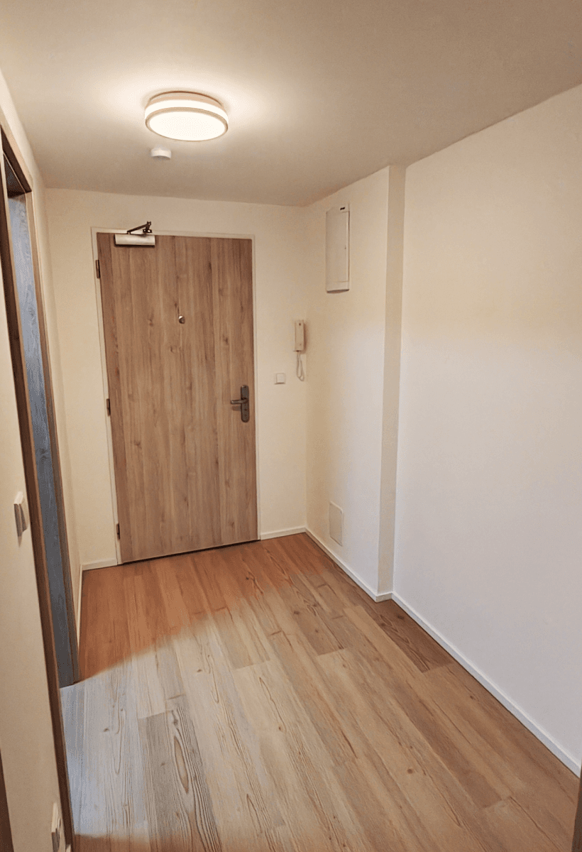 Studio flat to rent, 35 m², třída Generála Píky, Brno, Jihomoravský Region Studio flat to rent, 35 m², třída Generála Píky, Brno, Jihomoravský Region