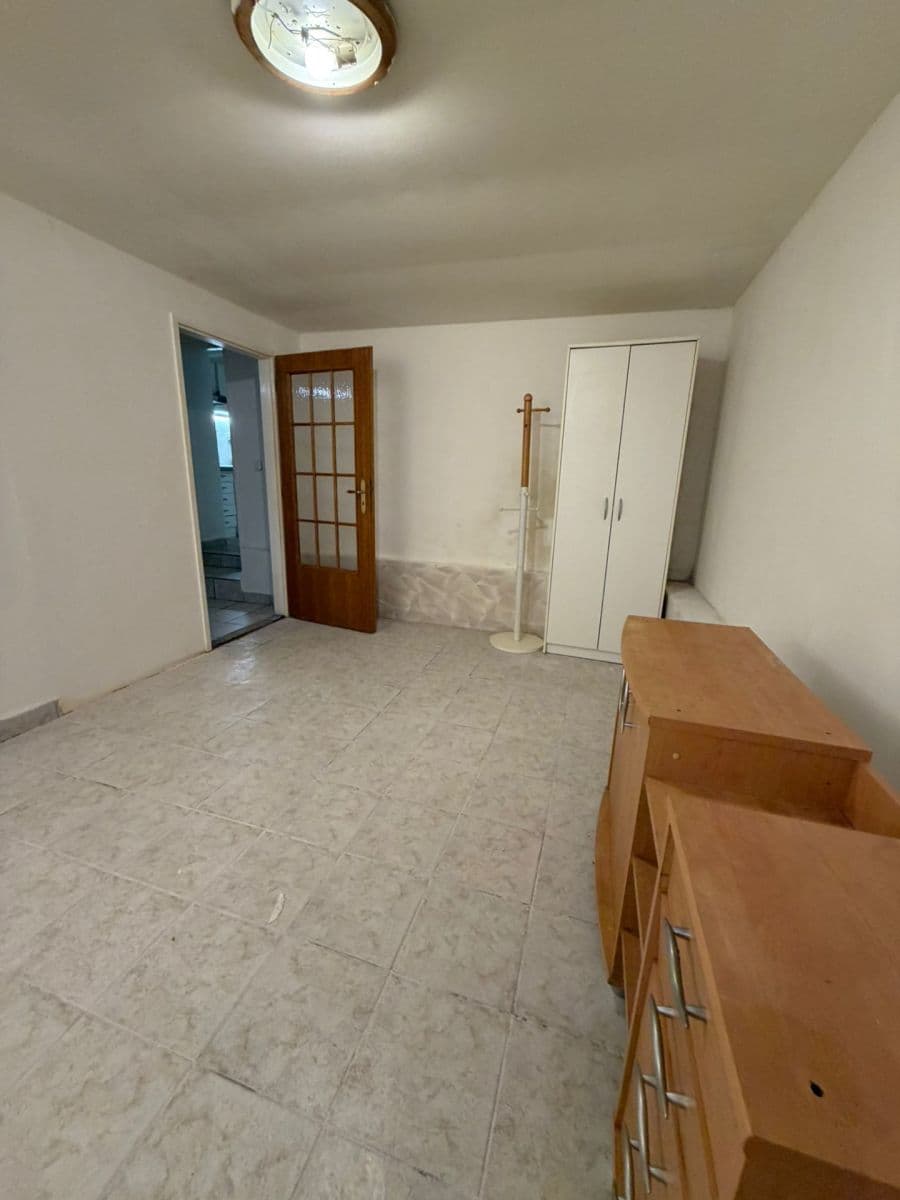 3 bedroom flat to rent, 80 m², Černická, Prague, Prague 3 bedroom flat to rent, 80 m², Černická, Prague, Prague