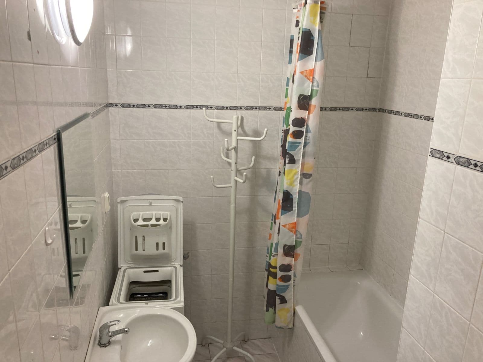 Studio flat to rent, 32 m², Sluneční náměstí, Prague, Prague Studio flat to rent, 32 m², Sluneční náměstí, Prague, Prague