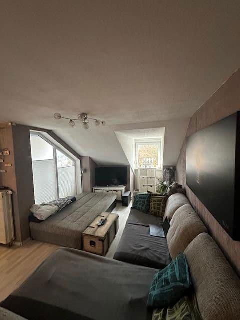 2 bedroom with open-plan kitchen flat to rent, 74 m², Nürtingen, Baden-Württemberg 2 bedroom with open-plan kitchen flat to rent, 74 m², Nürtingen, Baden-Württemberg