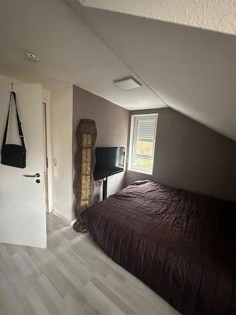 2 bedroom with open-plan kitchen flat to rent, 74 m², Nürtingen, Baden-Württemberg 2 bedroom with open-plan kitchen flat to rent, 74 m², Nürtingen, Baden-Württemberg