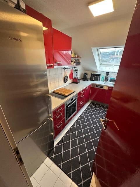 2 bedroom with open-plan kitchen flat to rent, 74 m², Nürtingen, Baden-Württemberg 2 bedroom with open-plan kitchen flat to rent, 74 m², Nürtingen, Baden-Württemberg