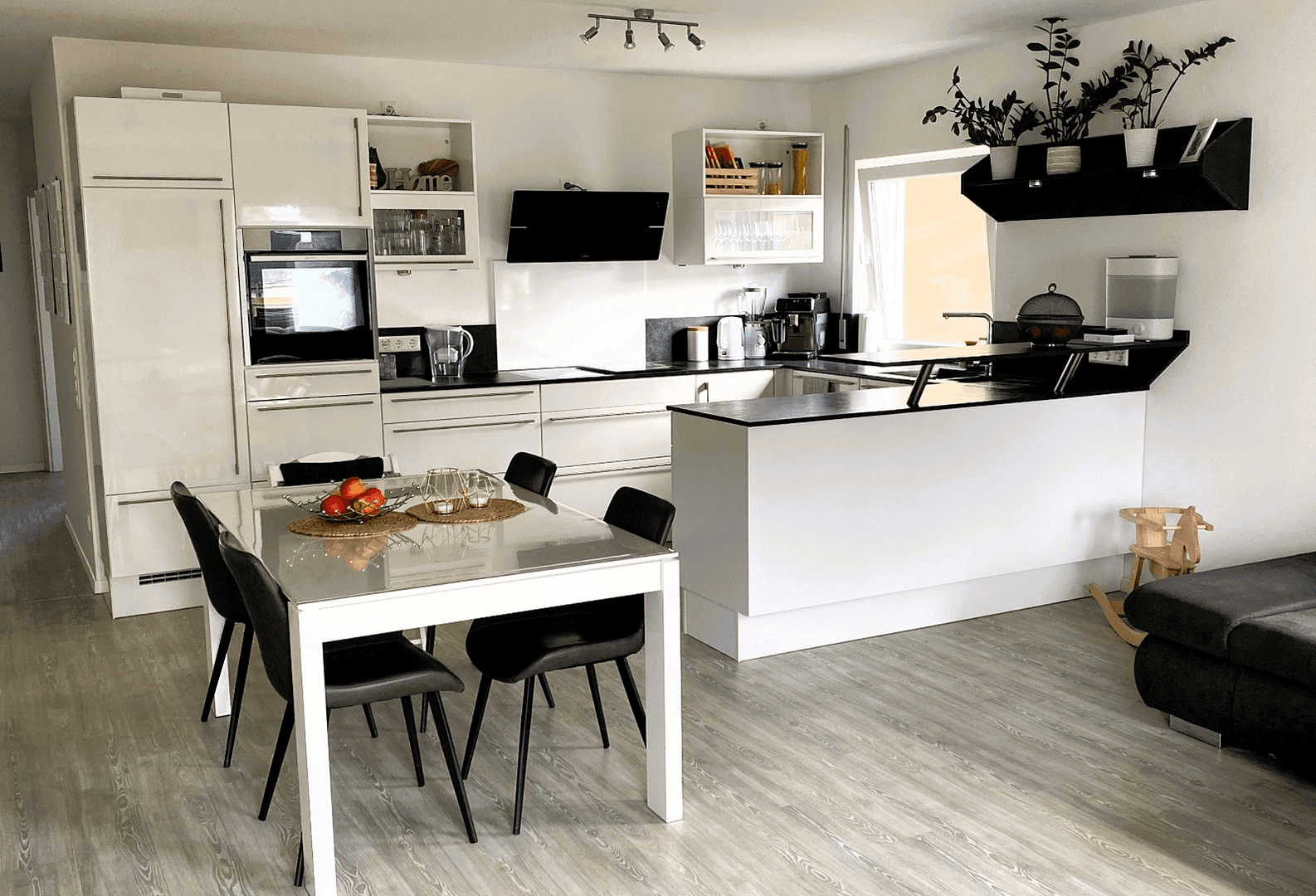 3 bedroom with open-plan kitchen flat for sale, 118 m², Eningen unter Achalm, Baden-Württemberg 3 bedroom with open-plan kitchen flat for sale, 118 m², Eningen unter Achalm, Baden-Württemberg