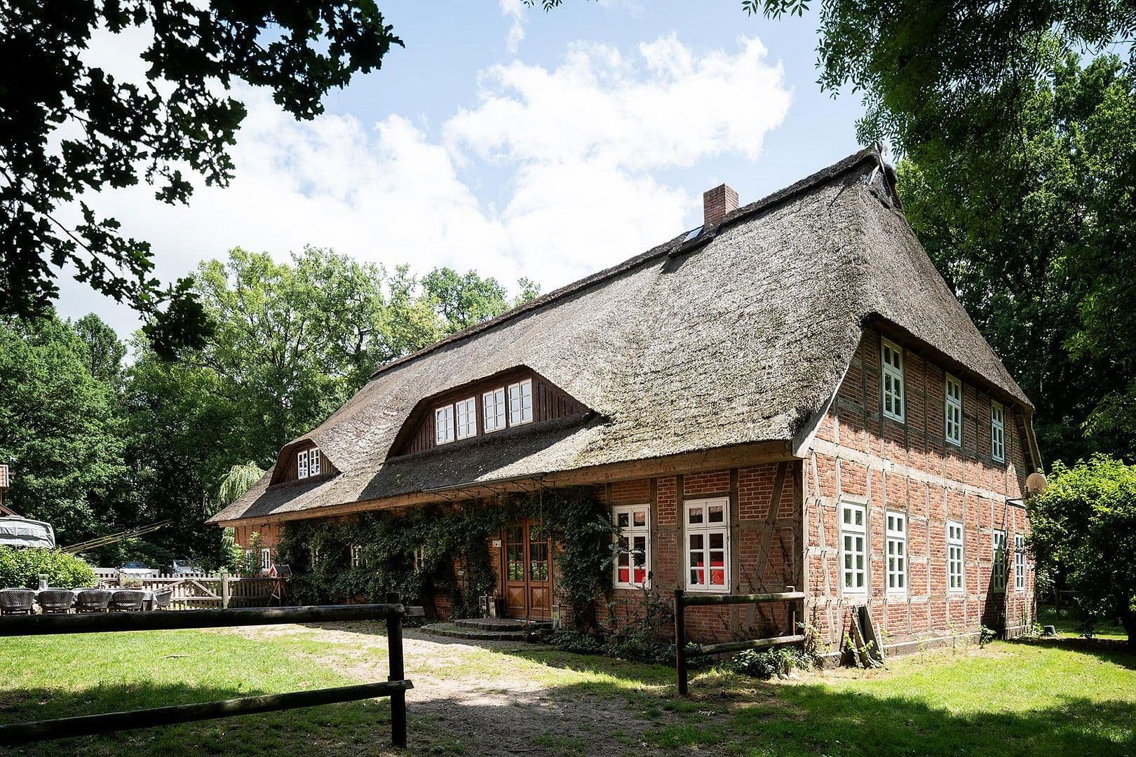 house for sale, 500 m², Lauenbrücker Straße 5, Schneverdingen, Lower Saxony house for sale, 500 m², Lauenbrücker Straße 5, Schneverdingen, Lower Saxony