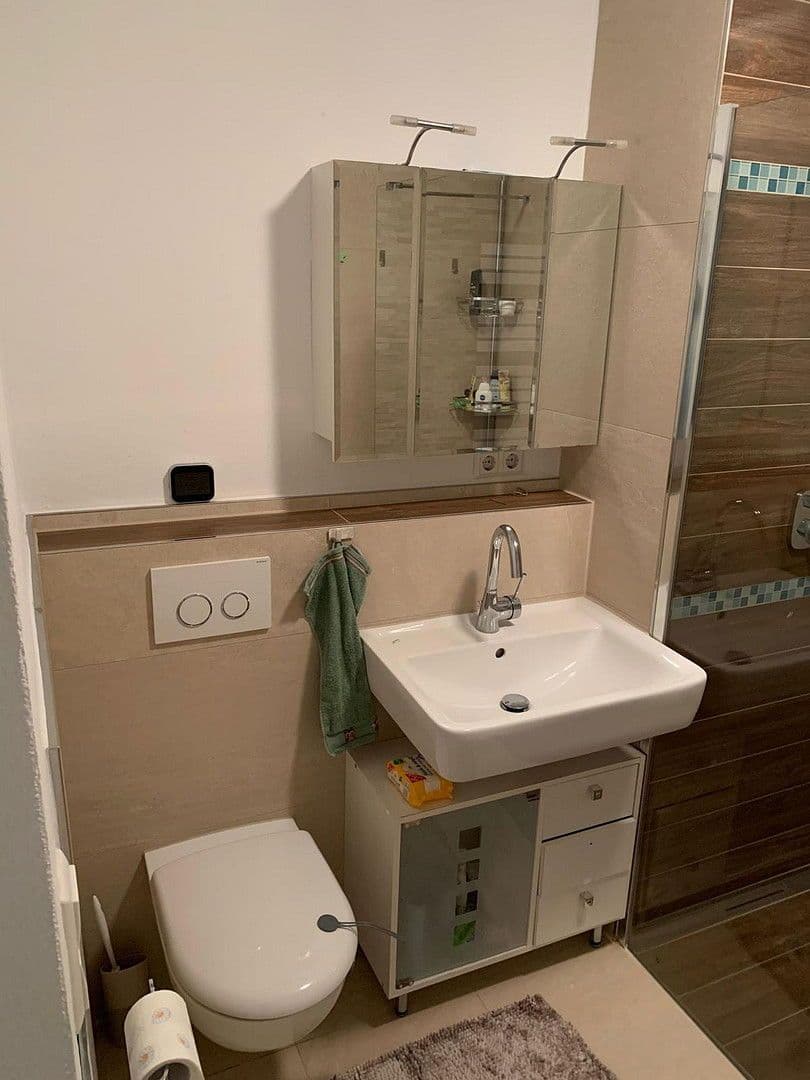 2 bedroom with open-plan kitchen flat to rent, 98 m², Leonberg, Baden-Württemberg 2 bedroom with open-plan kitchen flat to rent, 98 m², Leonberg, Baden-Württemberg