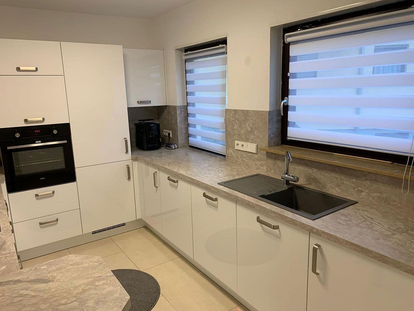 2 bedroom with open-plan kitchen flat to rent, 98 m², Leonberg, Baden-Württemberg 2 bedroom with open-plan kitchen flat to rent, 98 m², Leonberg, Baden-Württemberg