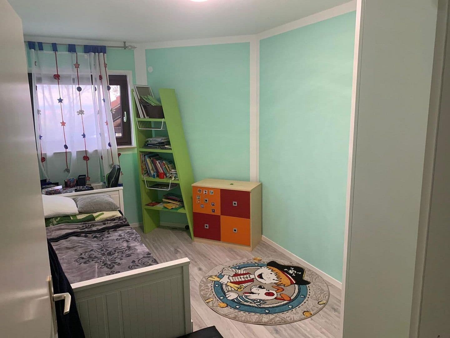 2 bedroom with open-plan kitchen flat to rent, 98 m², Leonberg, Baden-Württemberg 2 bedroom with open-plan kitchen flat to rent, 98 m², Leonberg, Baden-Württemberg