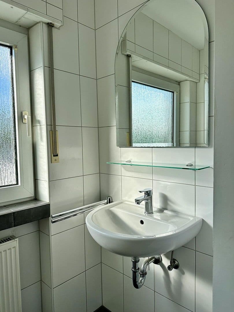 2 bedroom with open-plan kitchen flat to rent, 98 m², Saarbrücken, Saarland 2 bedroom with open-plan kitchen flat to rent, 98 m², Saarbrücken, Saarland