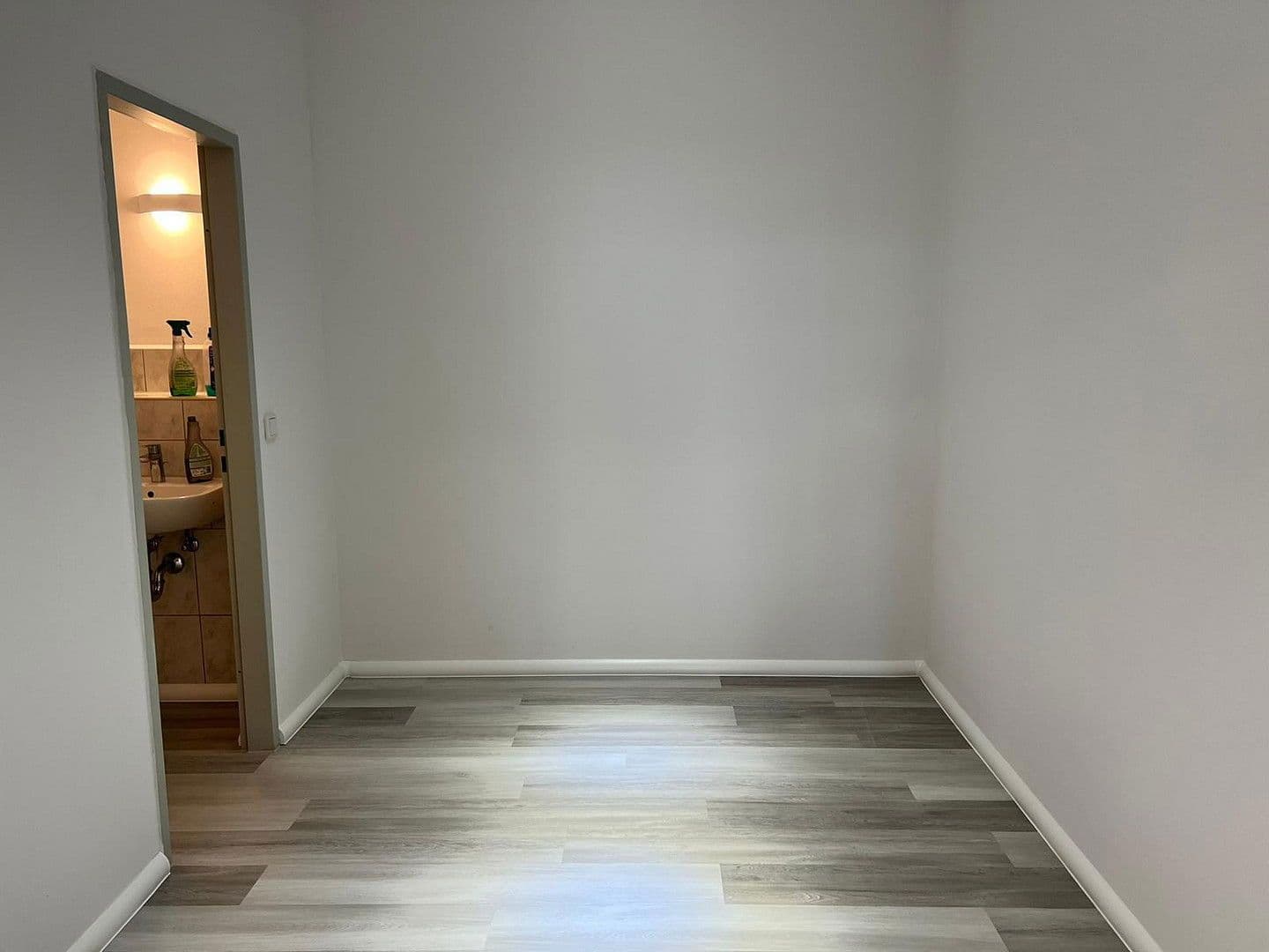 office to rent, 67 m², Poststraße 6, Berga-Wünschendorf, Thuringia office to rent, 67 m², Poststraße 6, Berga-Wünschendorf, Thuringia