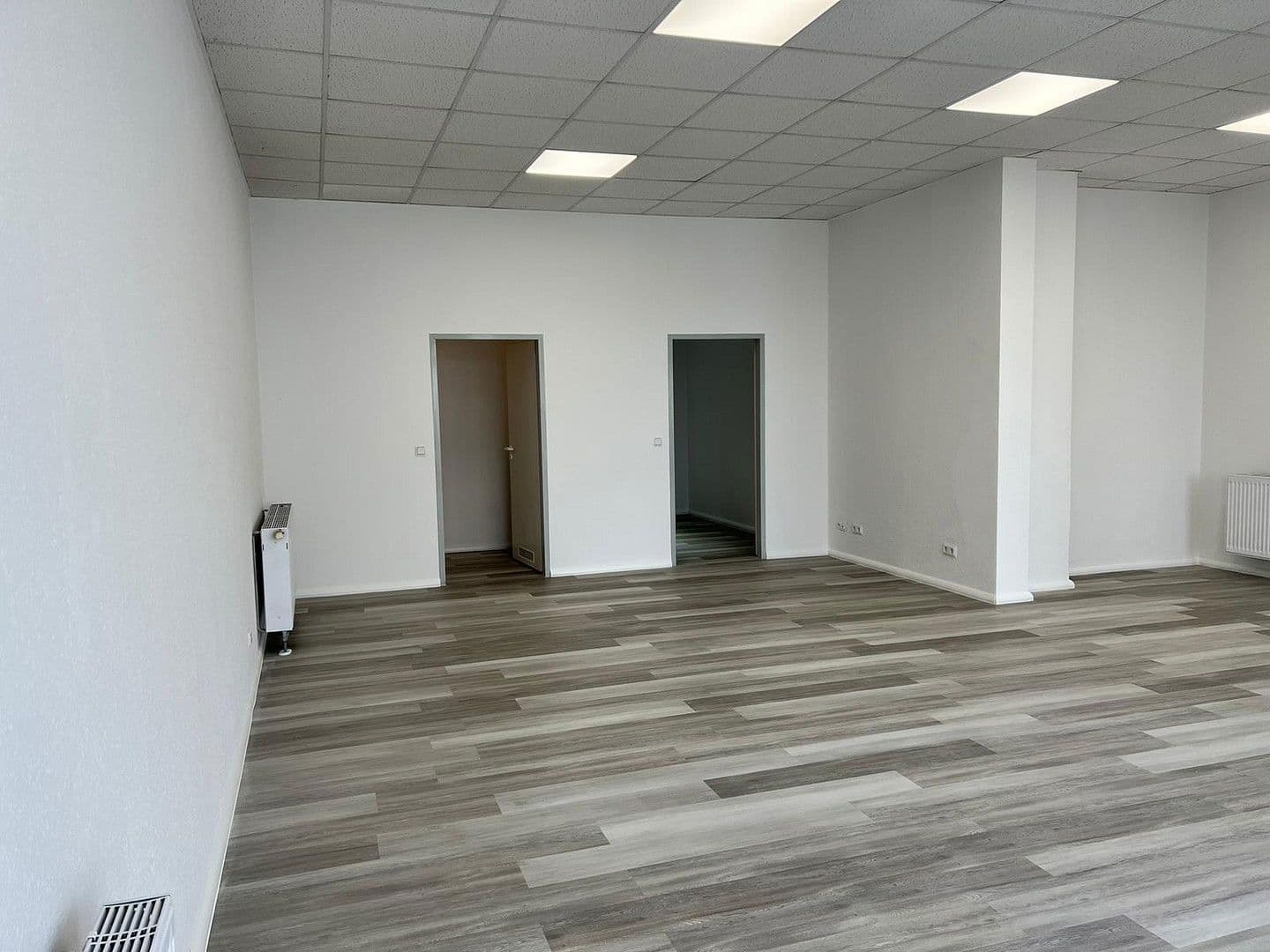office to rent, 67 m², Poststraße 6, Berga-Wünschendorf, Thuringia office to rent, 67 m², Poststraße 6, Berga-Wünschendorf, Thuringia