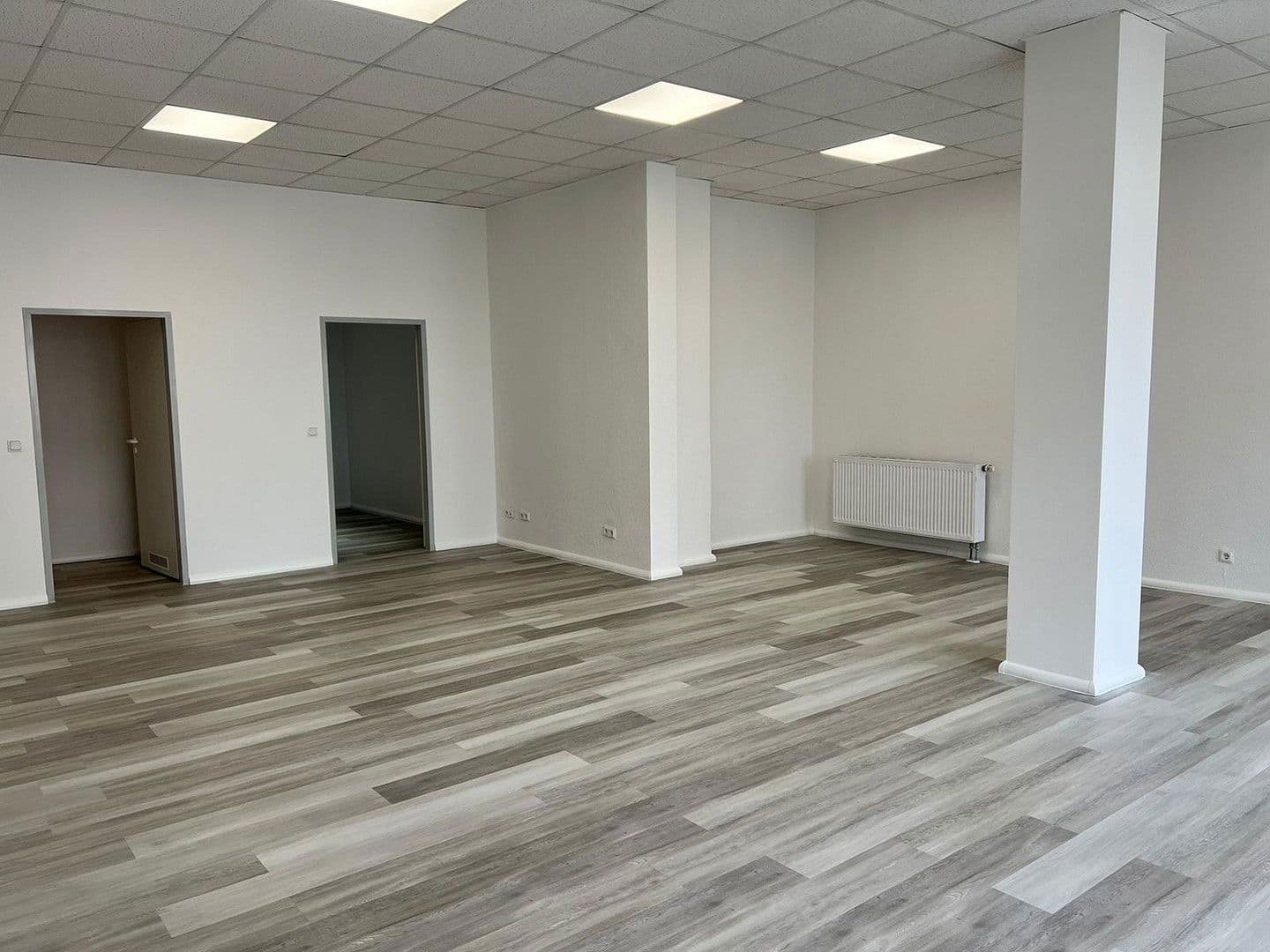 office to rent, 67 m², Poststraße 6, Berga-Wünschendorf, Thuringia office to rent, 67 m², Poststraße 6, Berga-Wünschendorf, Thuringia