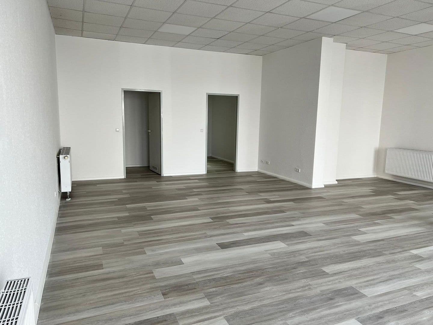 office to rent, 67 m², Poststraße 6, Berga-Wünschendorf, Thuringia office to rent, 67 m², Poststraße 6, Berga-Wünschendorf, Thuringia