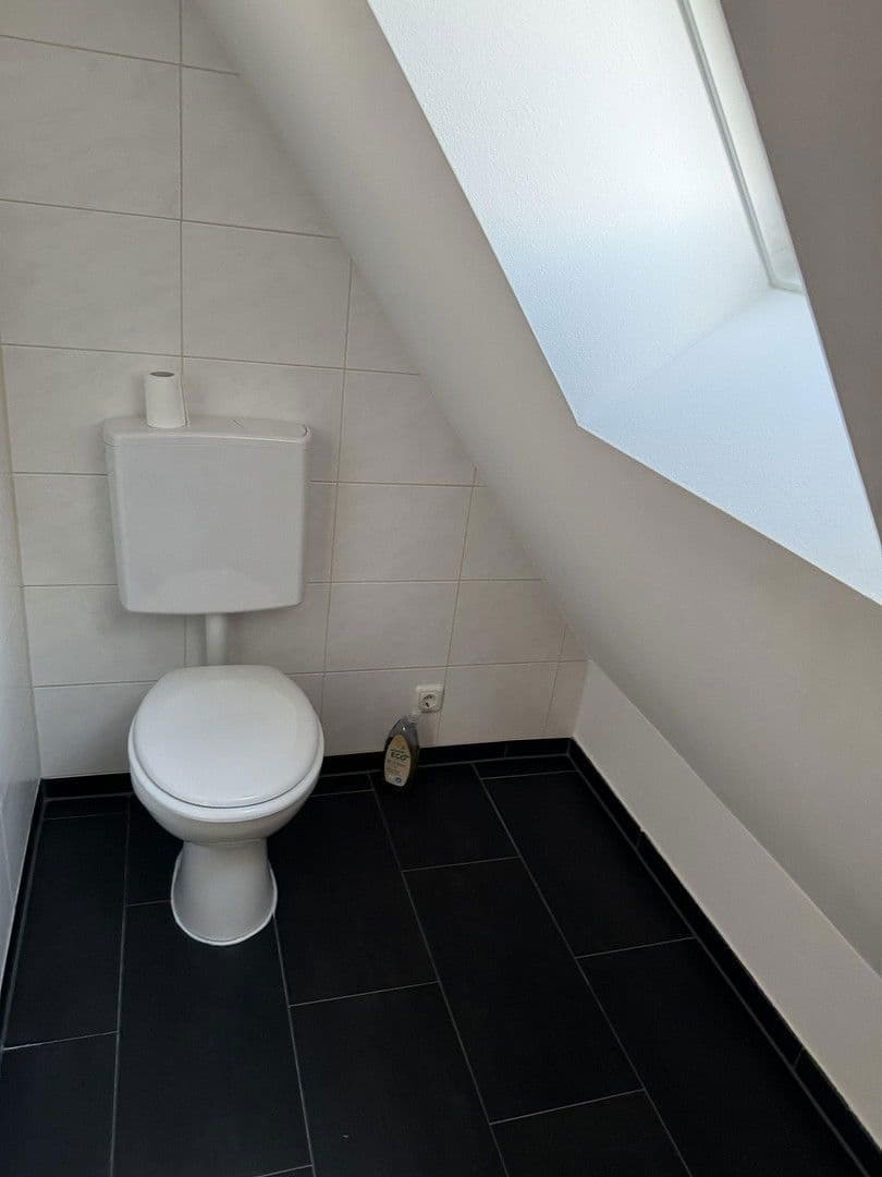 house to rent, 102 m², Kuttlerstr. 15, Erlangen, Bavaria house to rent, 102 m², Kuttlerstr. 15, Erlangen, Bavaria