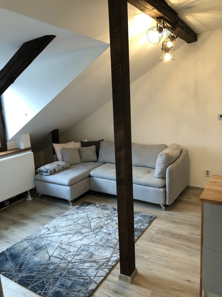 Small studio flat to rent, 36 m², U Vršovického nádraží, Prague, Prague Small studio flat to rent, 36 m², U Vršovického nádraží, Prague, Prague