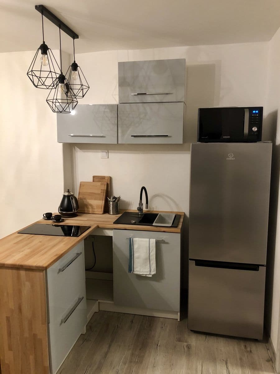 Small studio flat to rent, 36 m², U Vršovického nádraží, Prague, Prague Small studio flat to rent, 36 m², U Vršovického nádraží, Prague, Prague