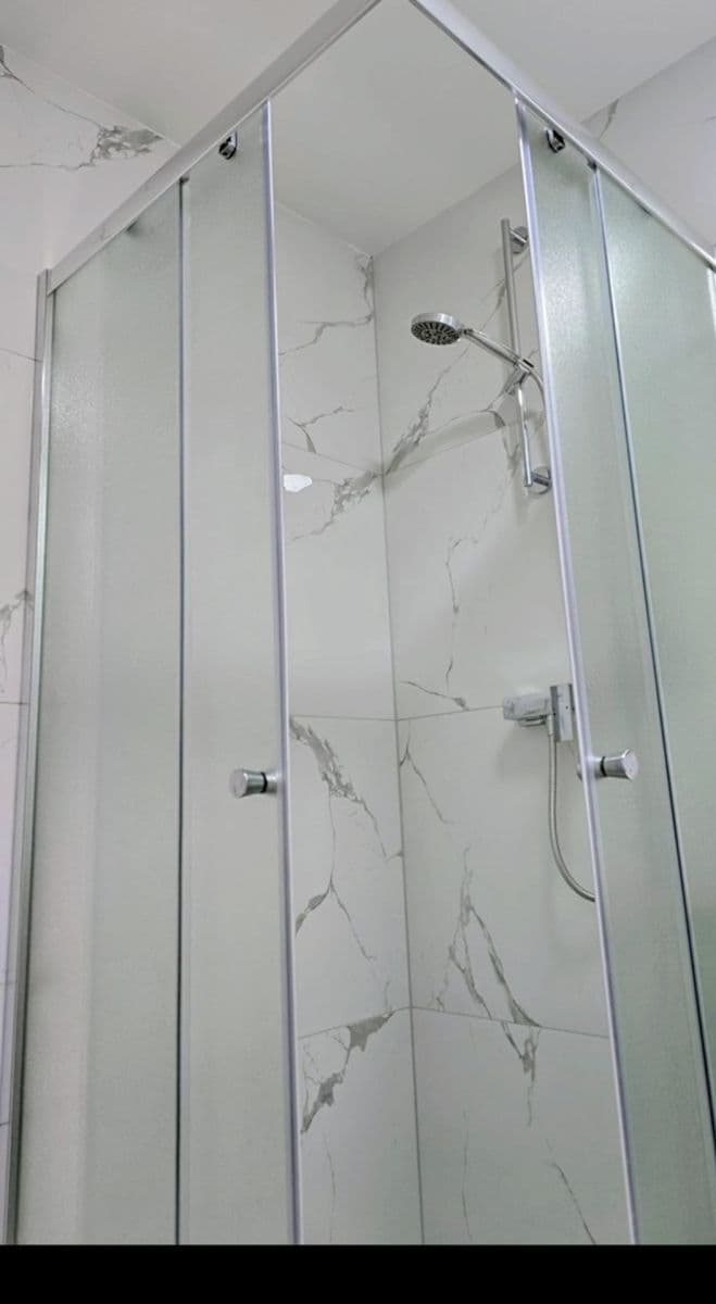 3 bedroom with open-plan kitchen flat to rent, 61 m², Tavolníková, Prague, Prague 3 bedroom with open-plan kitchen flat to rent, 61 m², Tavolníková, Prague, Prague