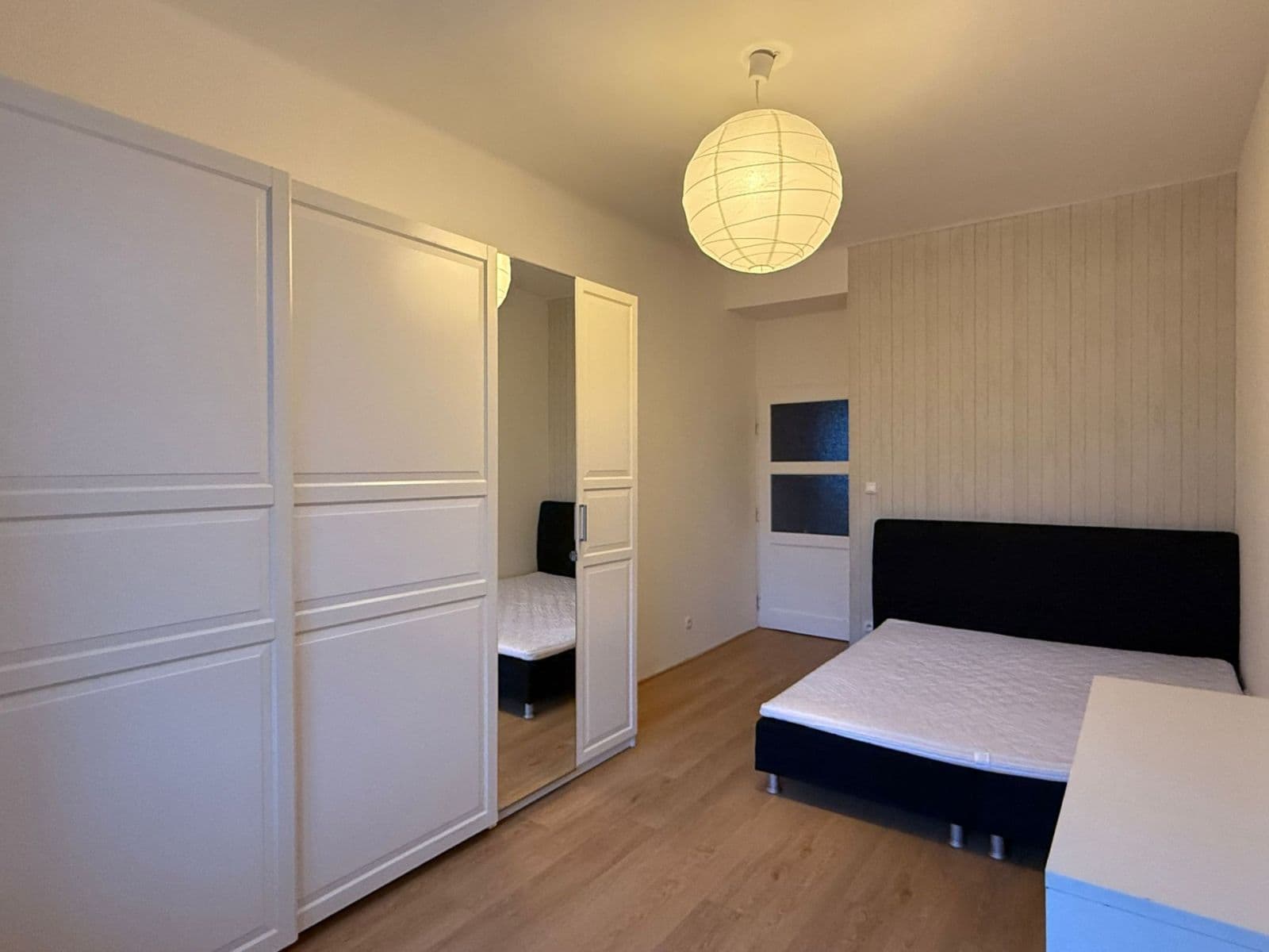 3 bedroom flat to rent, 98 m², Slovinská, Prague, Prague 3 bedroom flat to rent, 98 m², Slovinská, Prague, Prague