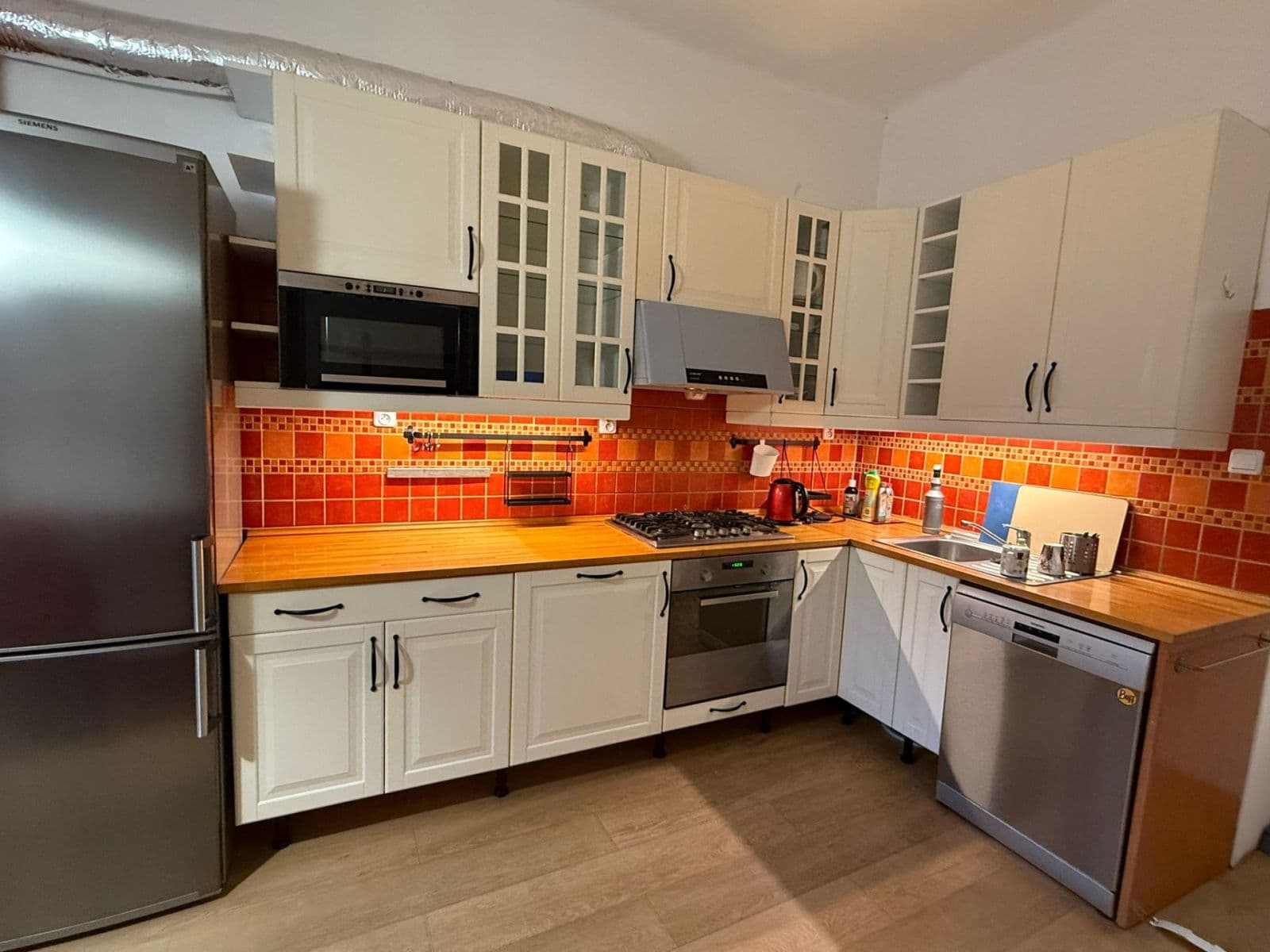 3 bedroom flat to rent, 98 m², Slovinská, Prague, Prague 3 bedroom flat to rent, 98 m², Slovinská, Prague, Prague