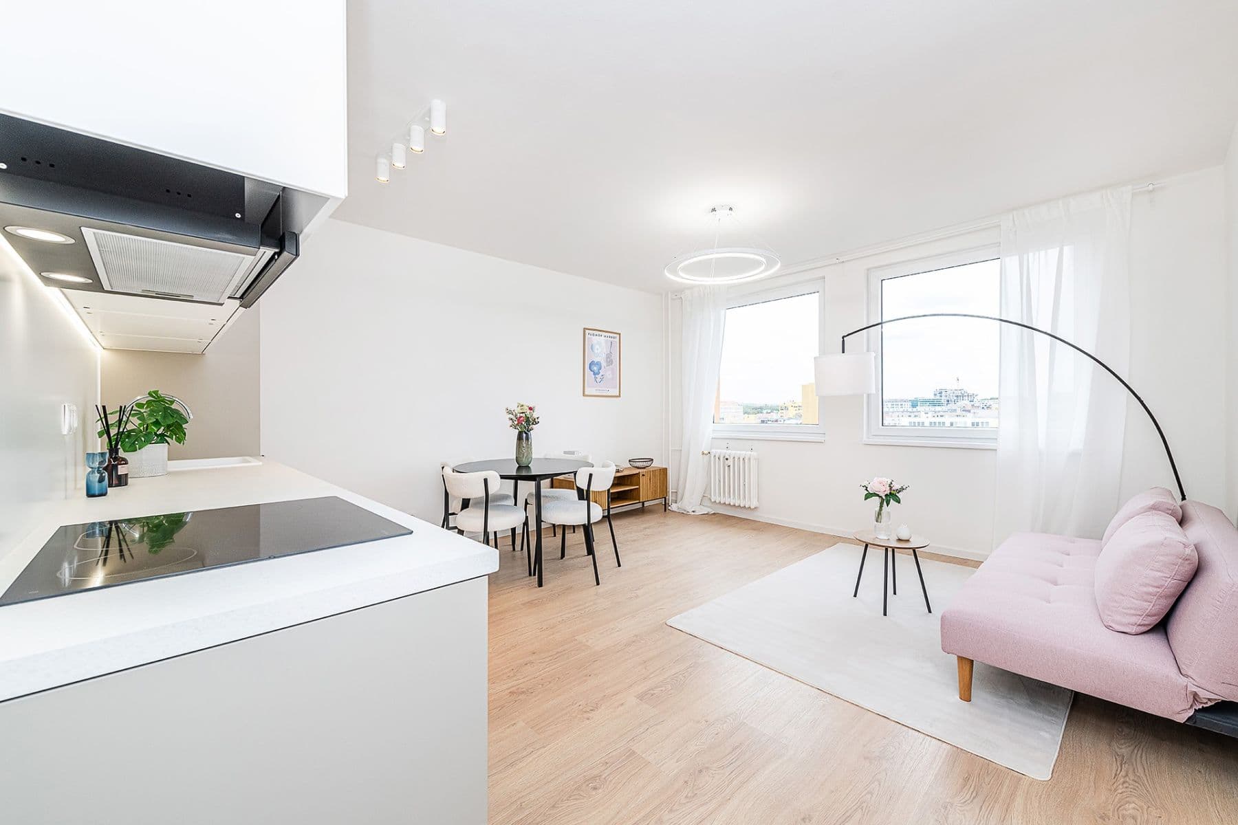 1 bedroom with open-plan kitchen flat for sale, 47 m², Biskupcova, Prague, Prague 1 bedroom with open-plan kitchen flat for sale, 47 m², Biskupcova, Prague, Prague