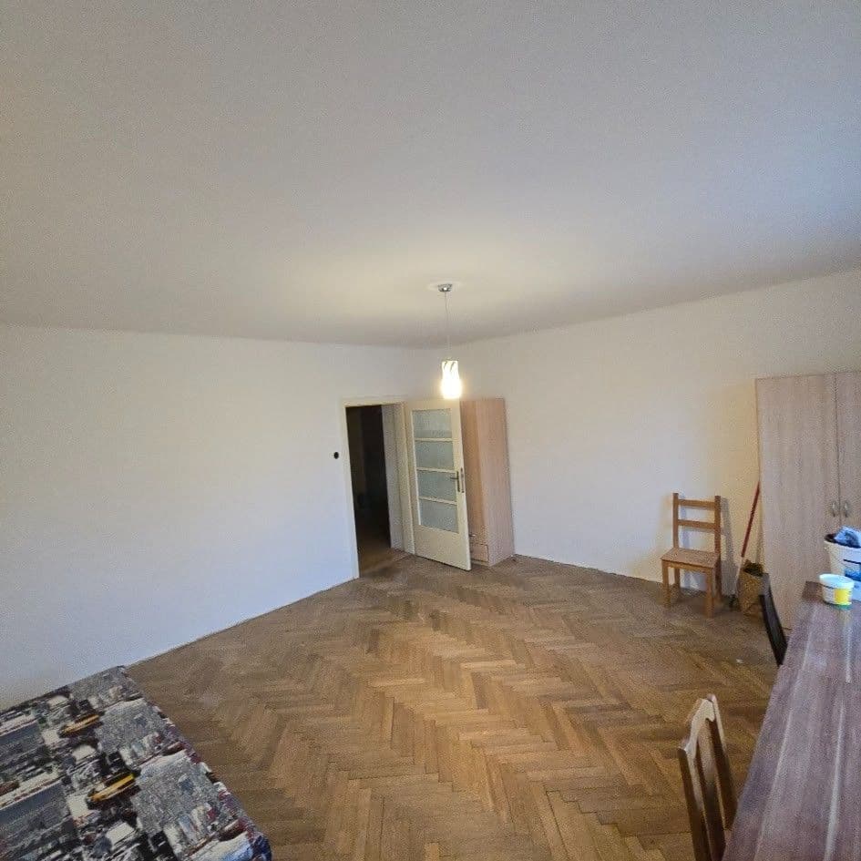 3 bedroom flat to rent, 100 m², Vážného, Brno, Jihomoravský Region 3 bedroom flat to rent, 100 m², Vážného, Brno, Jihomoravský Region